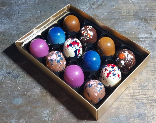 Box of 12 personalised chocolates